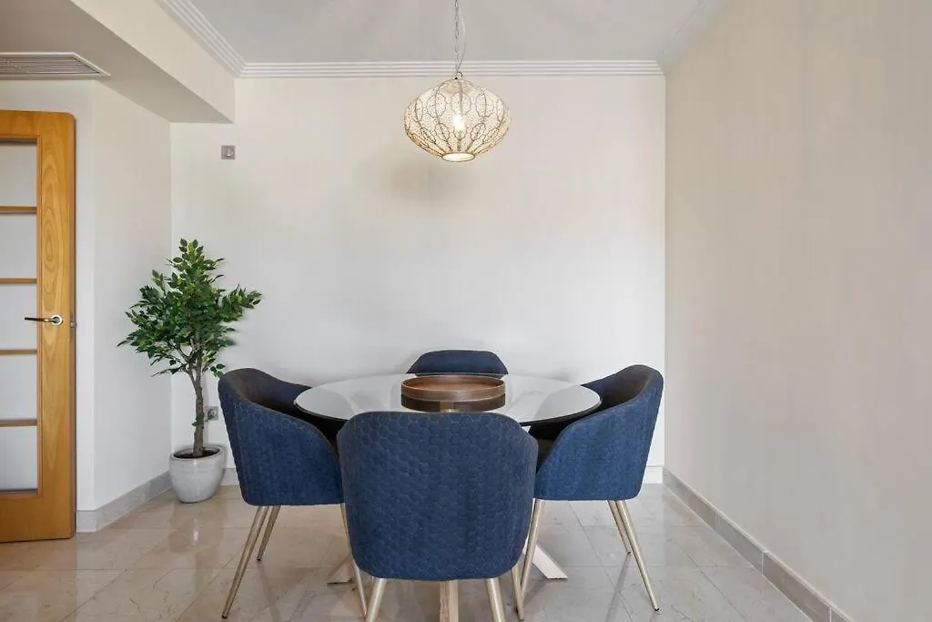 Idilico Apartamento Con Vistas Estepona